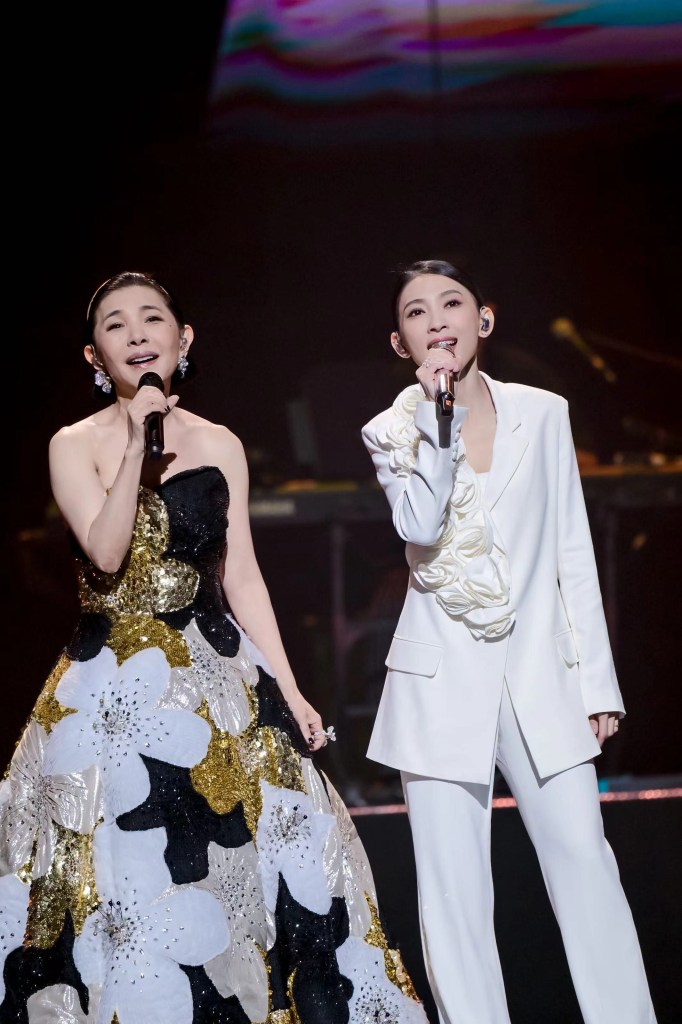 張清芳上海開唱 合體金曲歌后戴佩妮 (照片提供:上引娛樂)