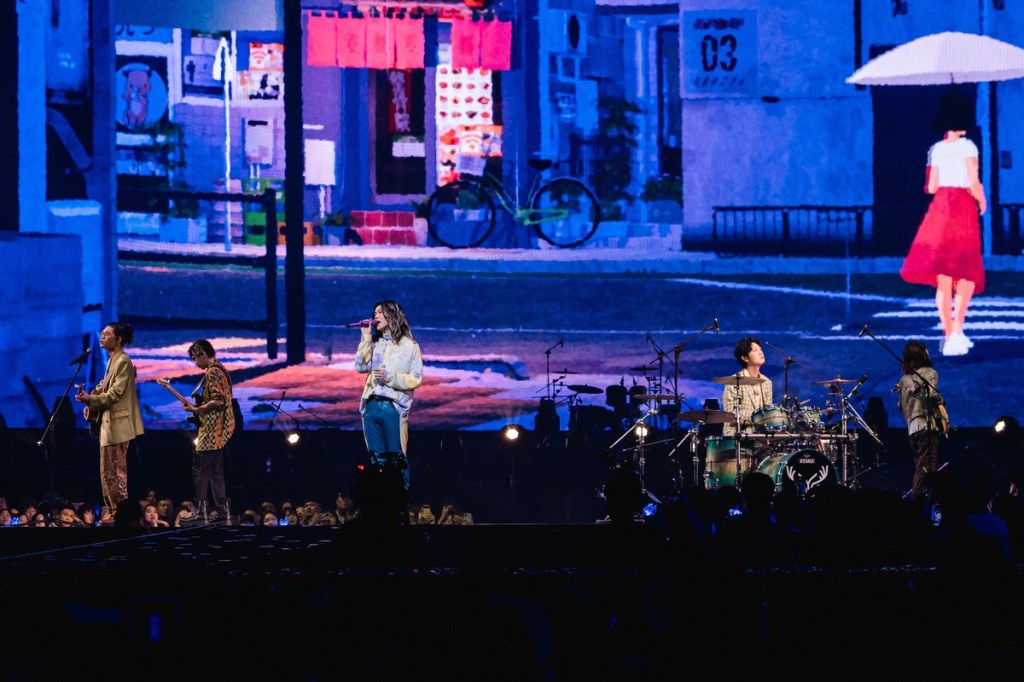 【bin】麋先生首登台北小巨蛋開唱 現場變成充滿奇幻色彩的「馬戲團」 更邀來宇宙人及告五人同台演出&nbsp;氣氛瞬間升到最高點