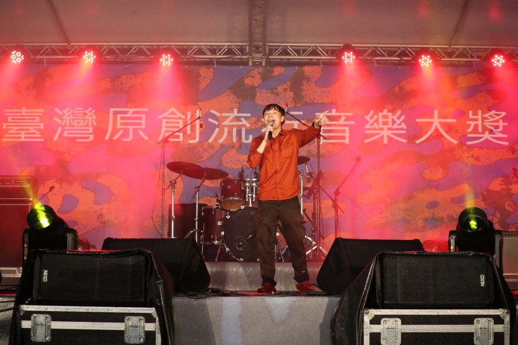 客語組黃稚嘉帶來首獎作品HIGH翻現場