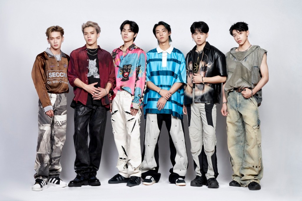 【Sony】Ozone《New Moon》實體預購突破2萬張 〈愛準備要醒過來〉MV重溫小巨蛋現場 與日本男團Travis&nbsp;Japan合拍Reels