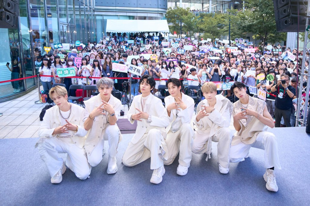 超人氣男團Ozone《New Moon》台北簽唱會 (照片提供:索尼音樂)