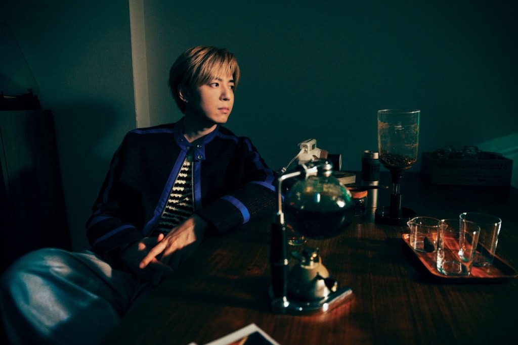 【Sony】GJ蔣卓嘉全新單曲〈咖啡因〉 曲風融合EDM、Funk和Disco 搭配CØZY潮流饒舌段落&nbsp;為整首歌增添了強烈的能量感