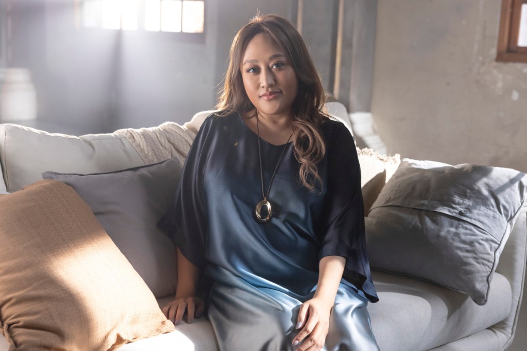 【bin】家家為影集《今夜一起為愛鼓掌》獻唱〈身體會記得〉 特邀五月天瑪莎擔任配唱製作人 目前正在籌備睽違5年的新專輯