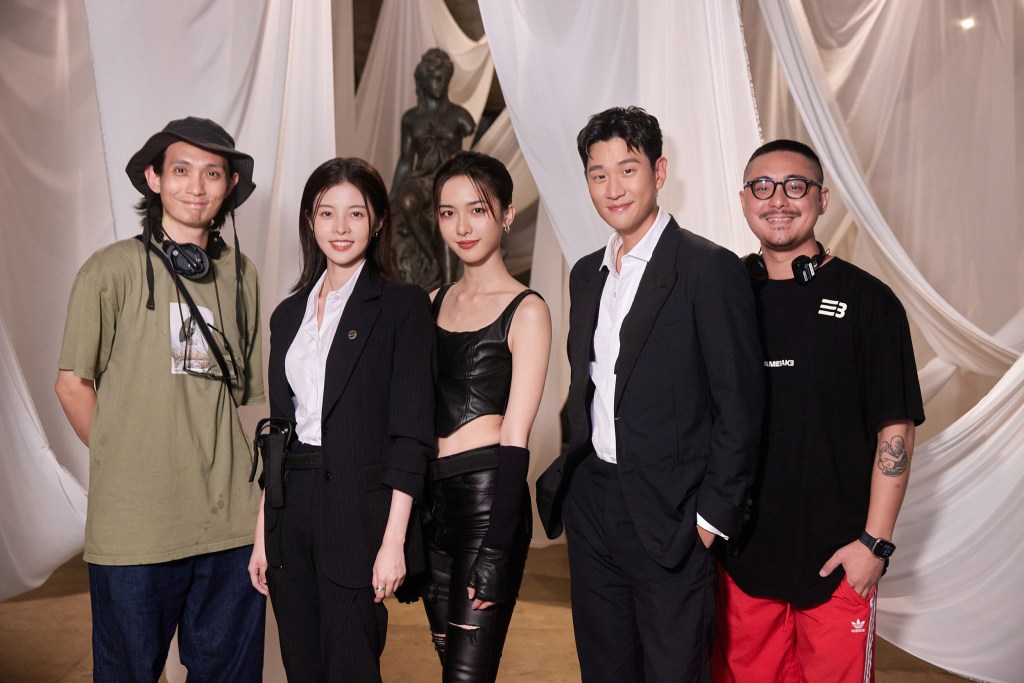 監製殷振豪、詹子萱、何思靜、周興哲、導演彭道森