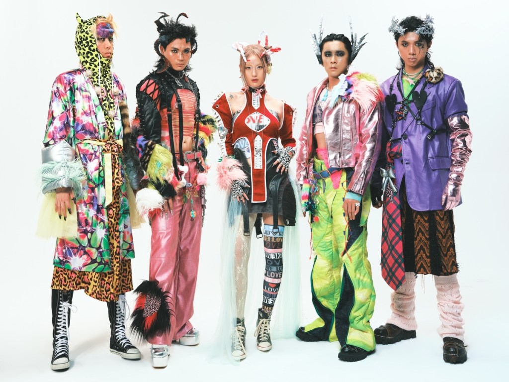 美秀集團發行全新作品《美秀集團同名專輯》(照片提供:美秀集團 Amazing Show)