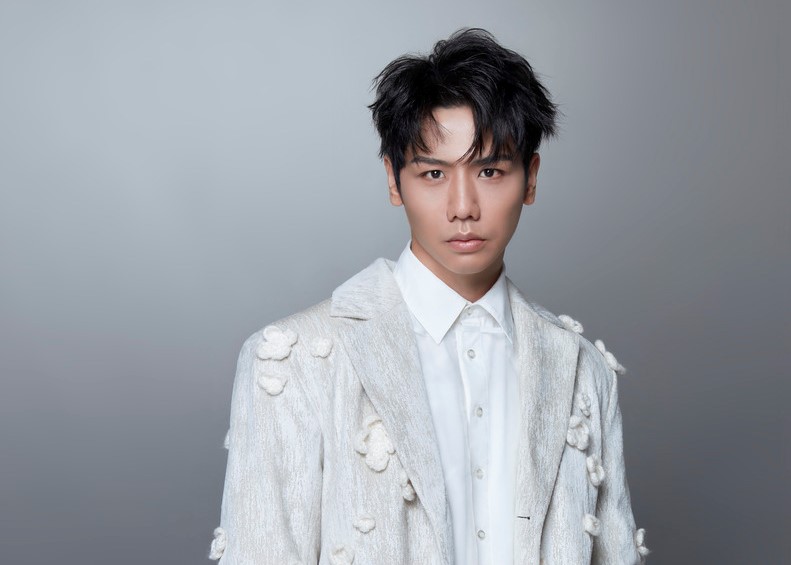 【Warner】蔡旻佑出道邁入第18年 正式宣布加盟華納音樂 重新演繹經典之作〈我可以〉 特別將〈寂寞，好了〉前奏巧妙融入