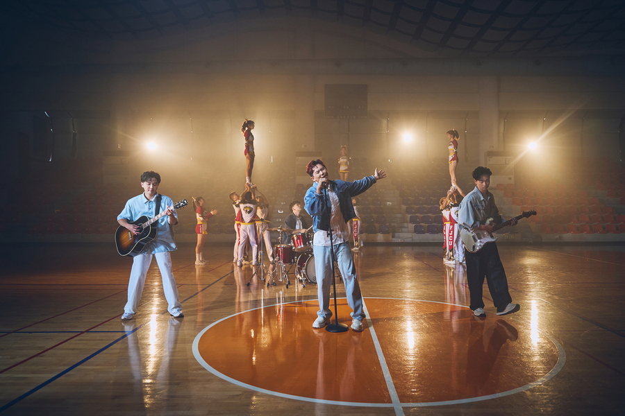 理想混蛋成團七週年紀念單曲〈頑強〉(照片提供:何樂音樂)