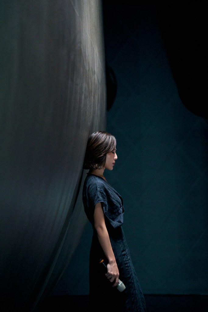 梁文音新專輯同名新歌〈情歌比情人還懂〉(照片提供:環球音樂)