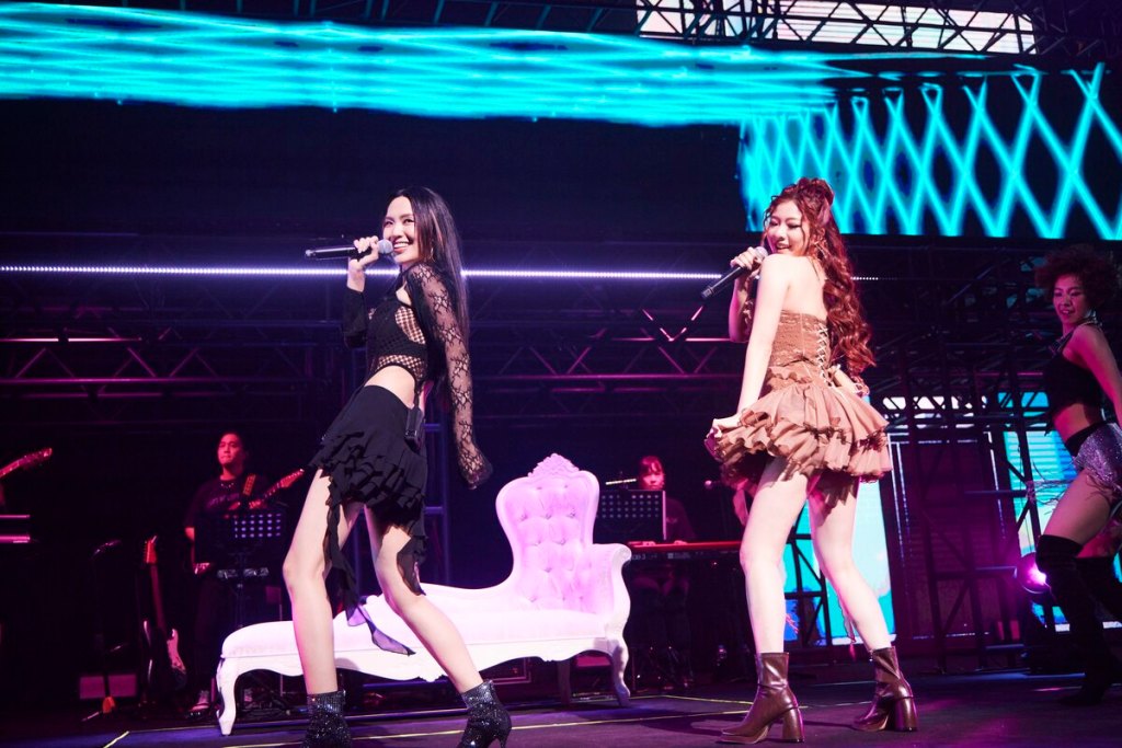 孫盛希首登北流開唱 嘉賓關詩敏 (照片提供:滾石唱片)