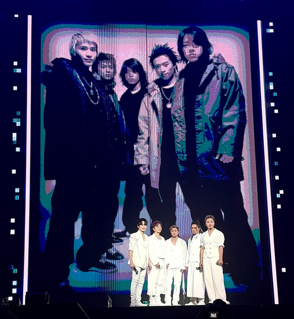 Energy復刻過往合照站位掀回憶