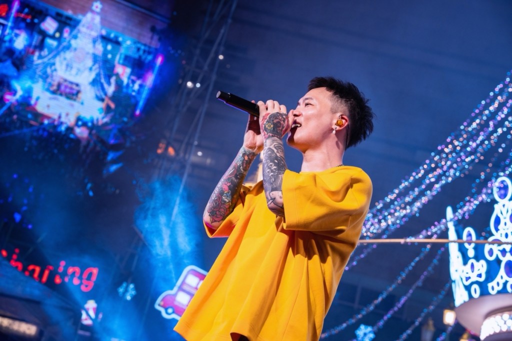 蕭秉治靠創作登小巨蛋也祝粉絲們勇敢追夢