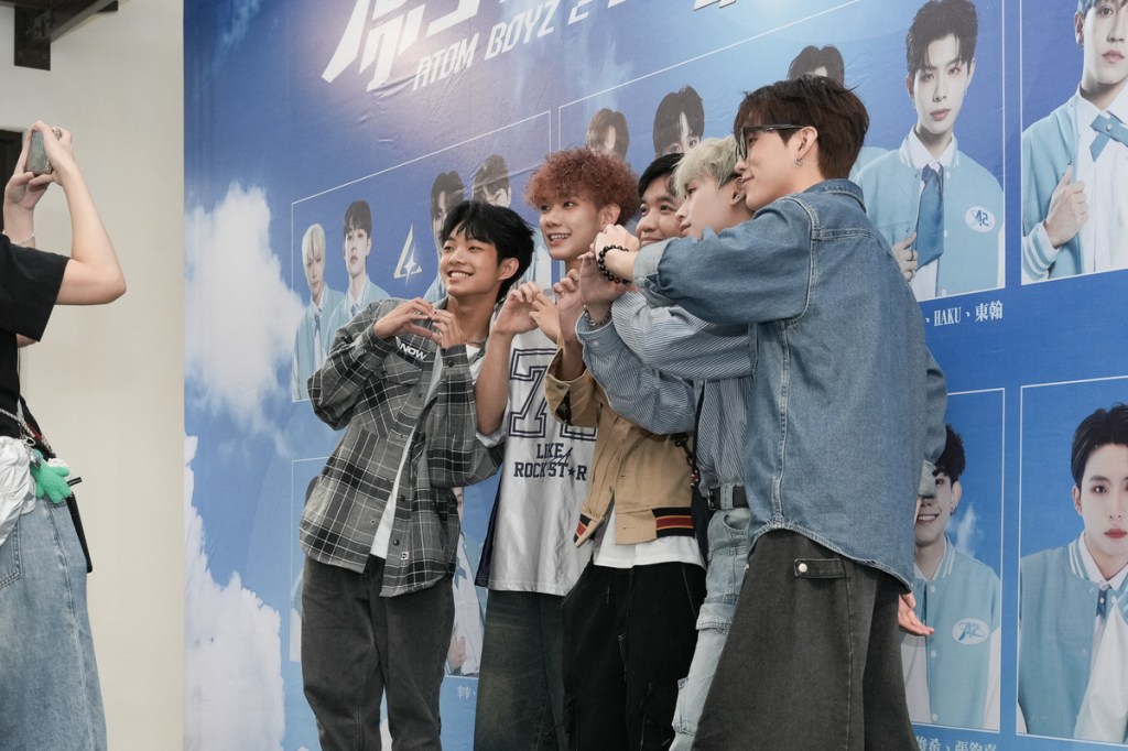 小行星魅力爆表男女粉通吃