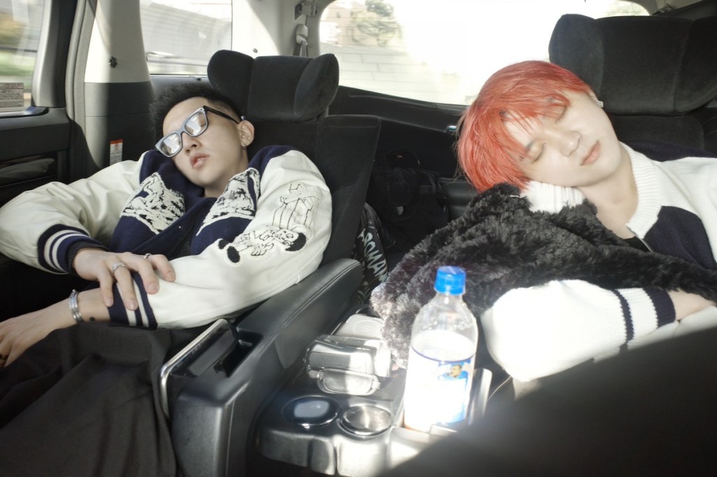 團員吳昱廷同為高有翔MV劇組「4人小隊」的一員,這次擔任伴遊、給予團隊心靈上支持的角色