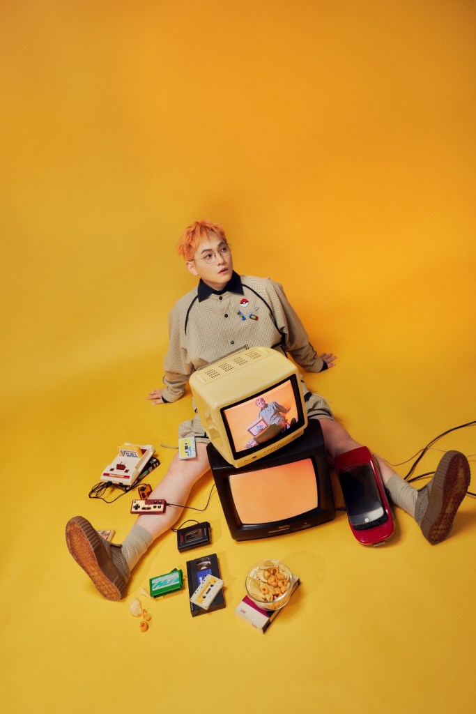 邱振哲組隊打贏國外課金上千萬戰隊，北中南巡迴請上百位戰友吃飯