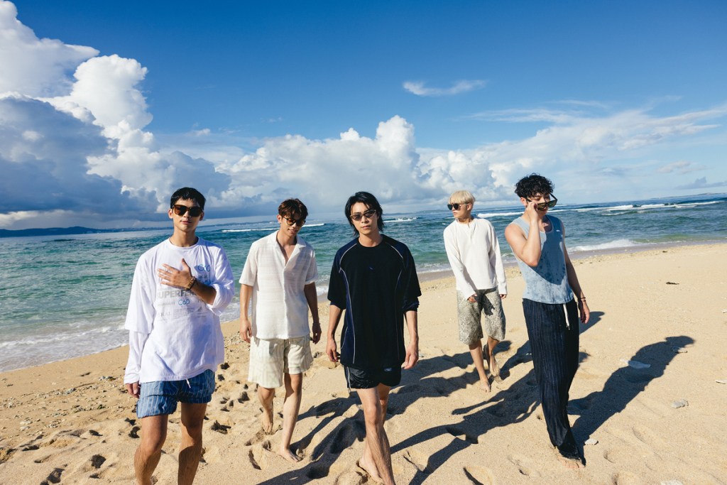 FEniX前往沖繩拍攝MV