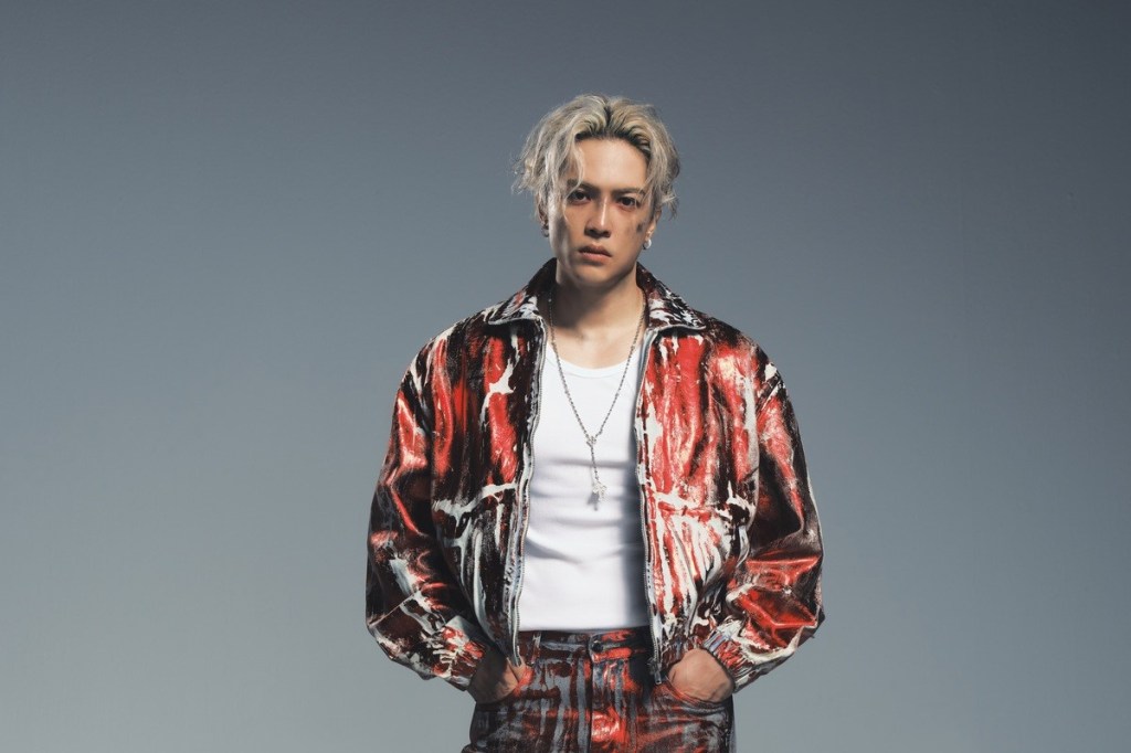 J.Sheon 睽違5年全新出輯《OUTCOMES 結果論》 首波主打〈生不帶來死不帶走〉MV挑戰吊鋼絲