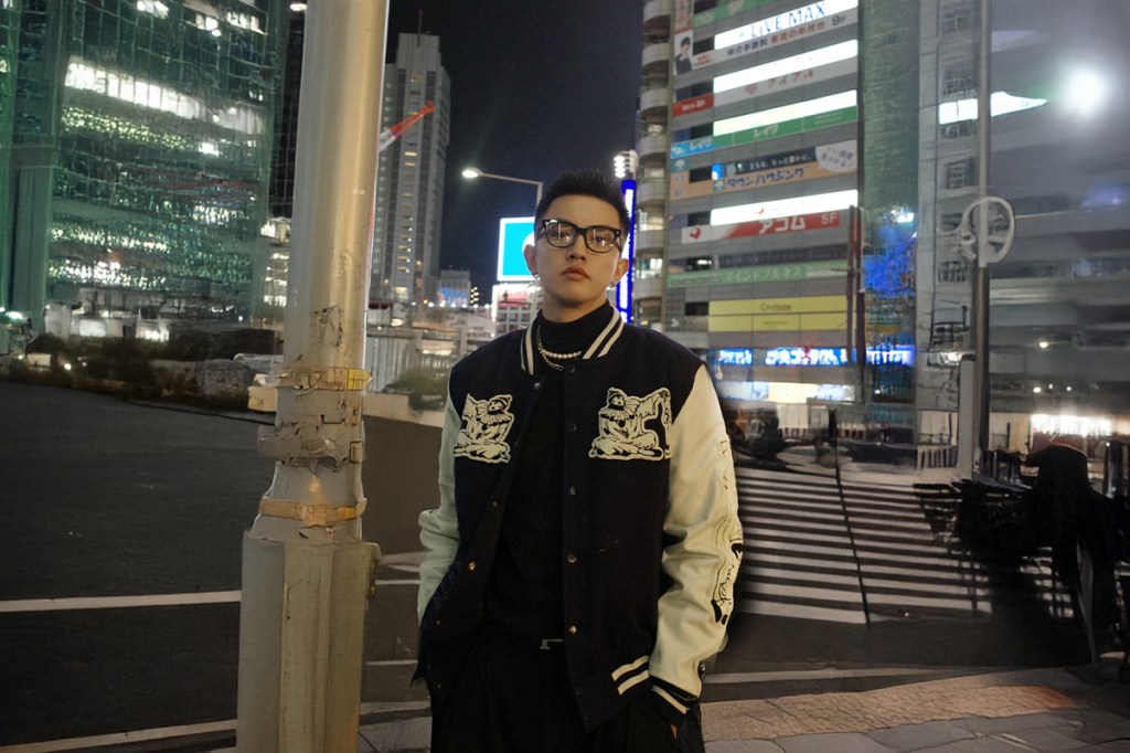 U:NUS高有翔以「Sean Ko 高翔」名義發表首支個人創作單曲〈你聽〉,數位及MV於11月22日正式全面上架