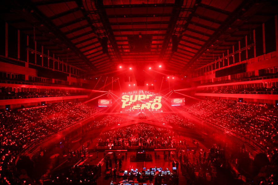 蕭秉治演唱會一開始瞬間全場觀眾情緒沸騰