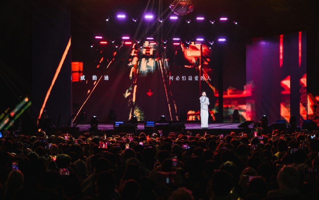「破億神曲製造機」蕭秉治多首經典情歌引全場大合唱