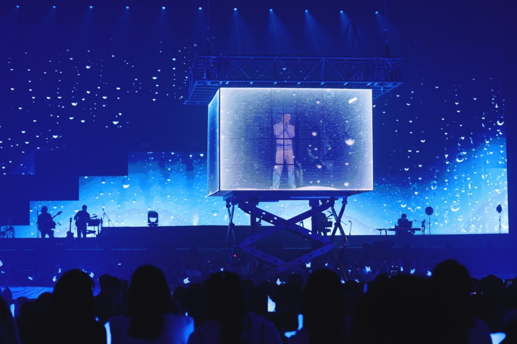 歌迷聽得如痴如醉