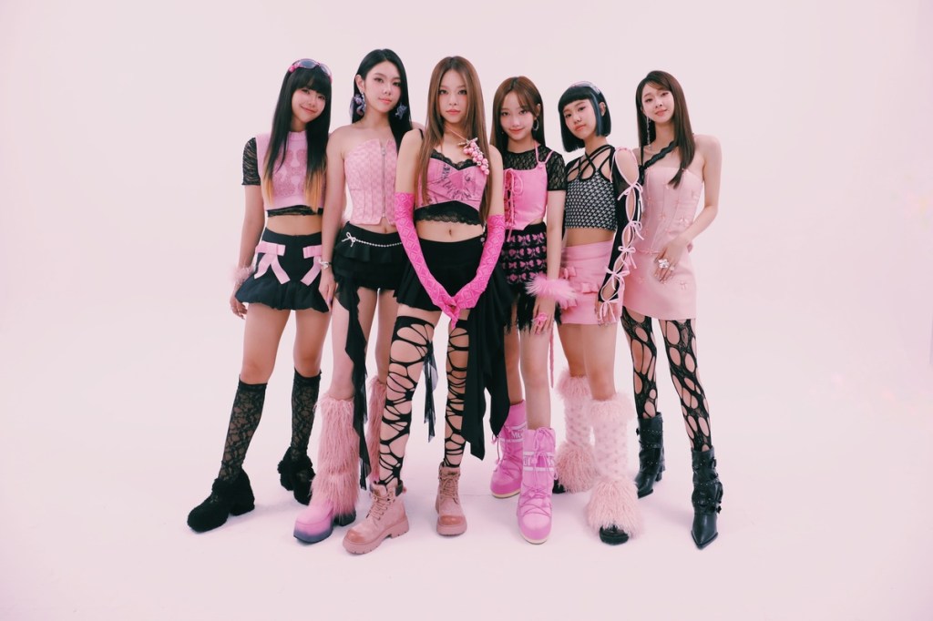 babyMINT（左起：丞妘、Vikky、粼粼、栩栩、品妡、熙妍)