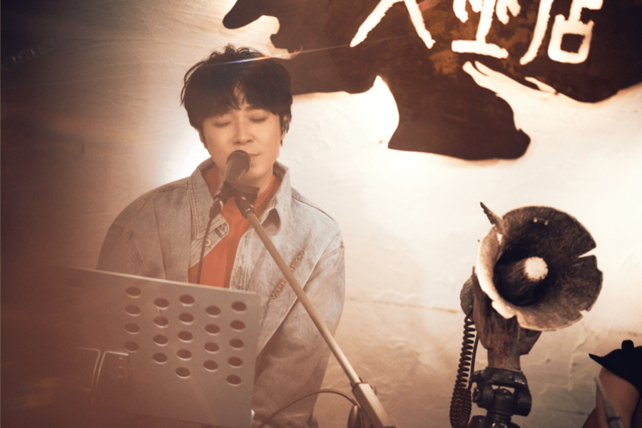 吳青峰《如果在冬夜，一個旅人》女巫店首場演出