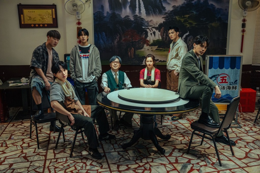 五堅情釋出睽違一年的全新單曲〈慶記〉(照片提供:滾石唱片)