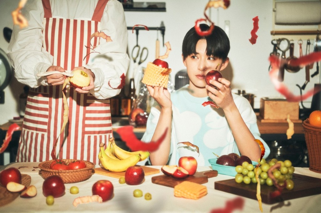 王彙筑用母語哼唱與母親之間緊密關係