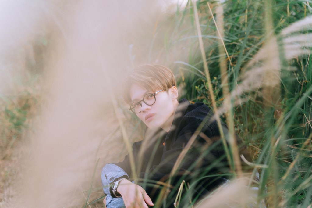 阿美族「木質暖聲」葉靜宜首發全創作專輯《美麗灣灣》 金曲製作人洪子龍領軍打造 實體預計1月發行