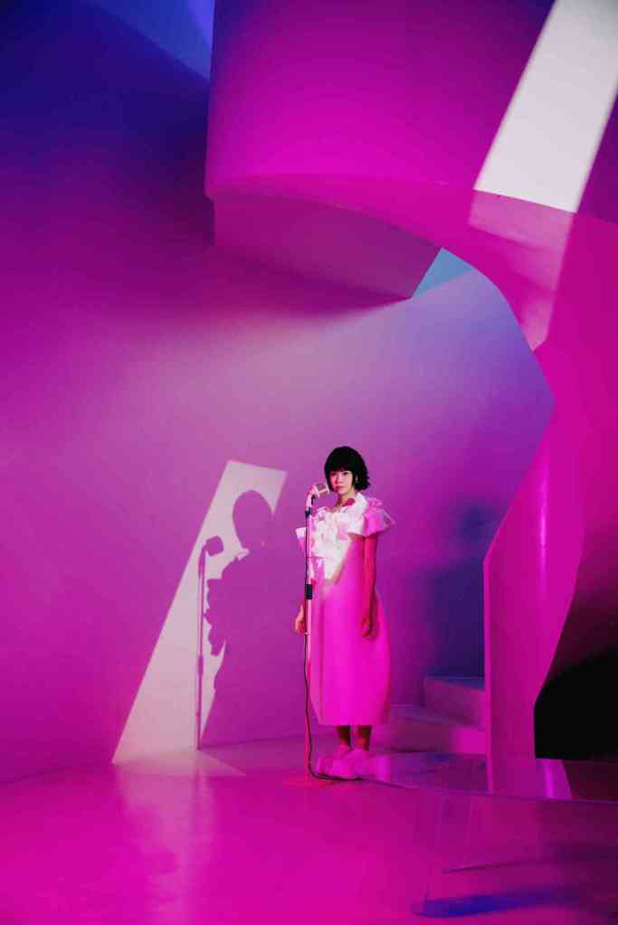 郁可唯新專輯首波主打先行曲〈老派少女〉(照片提供:華研國際)