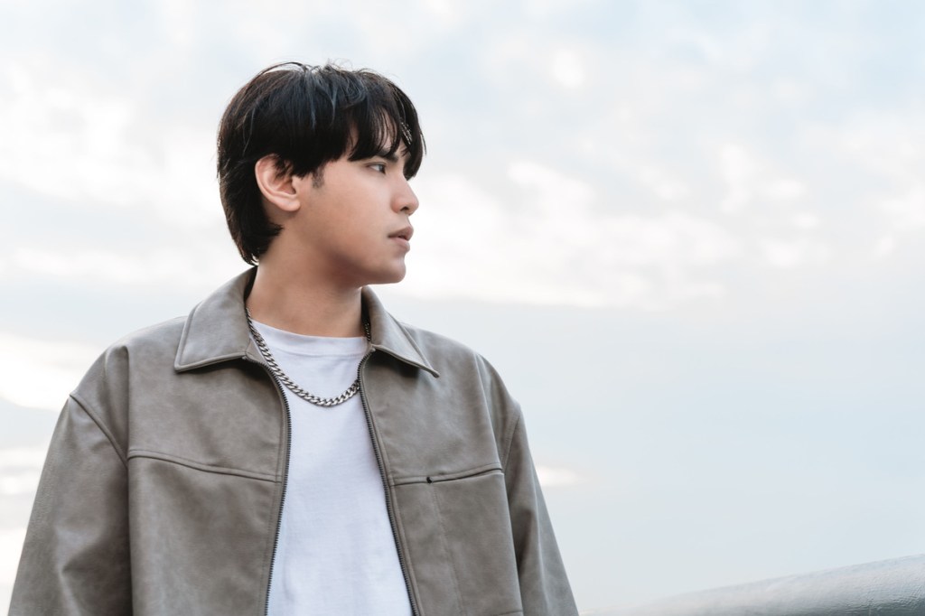 陳零九〈也曾想走進你的心底〉MV 以旁觀者角色不經意見證黃柏峰、陳萱從熱戀到分手的愛情故事