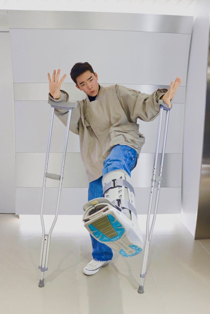 須弘道腳受傷(照片提供:種子音樂)