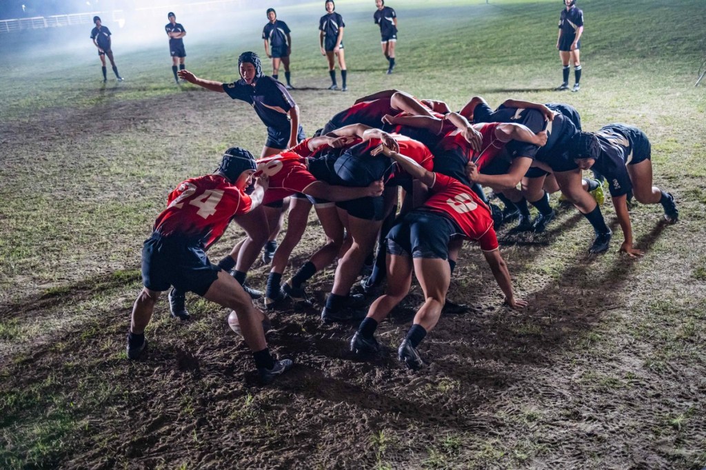 〈飲勝〉MV的以橄欖球員為視角為生命奮鬥