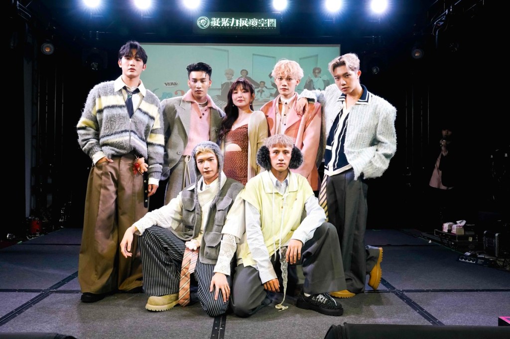 左起（上）：Nelson_巴比_愛紗_蔡朕_藍弟－（下左）孟維、學文