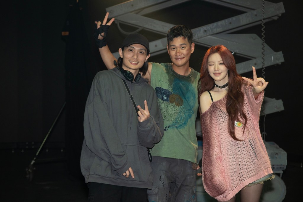 殷振豪導演、周興哲、舒華