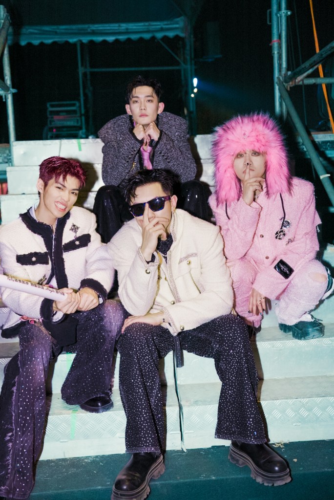 U:NUS成軍兩週年感性告白粉絲,曝見面會Dress code「紅色」藏巧思。(圖/滾石唱片提供)