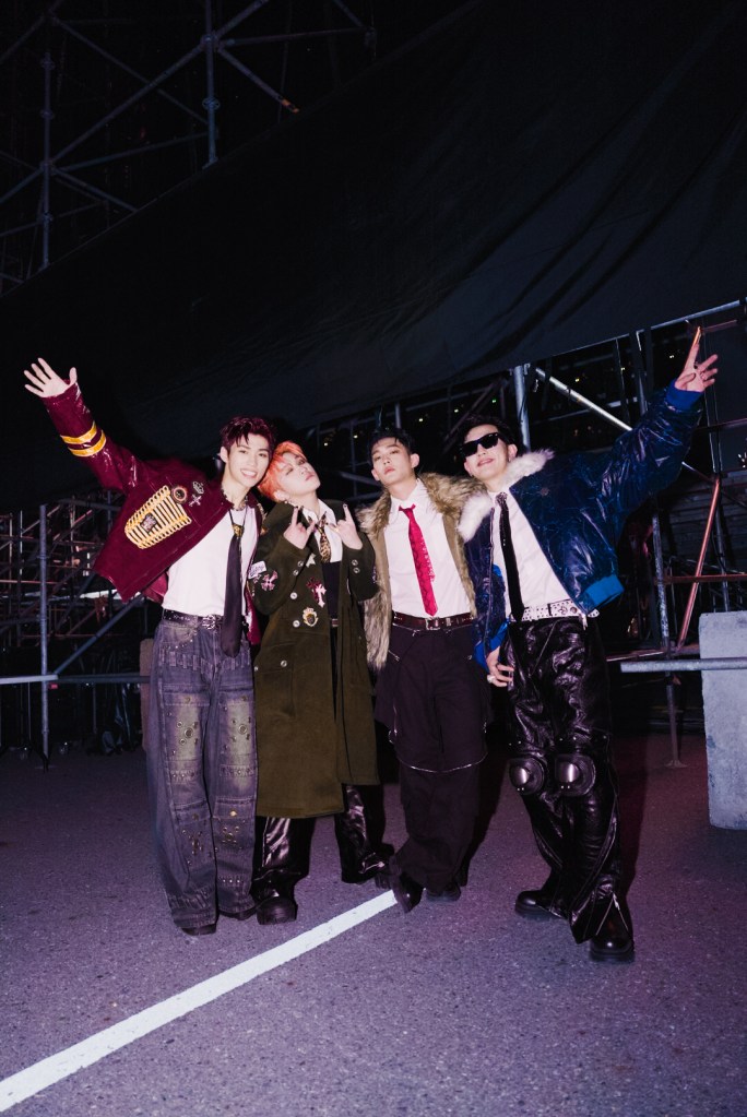 U_NUS成軍兩週年,特別於昨(2日)在IG上開直播與紛絲一同慶祝。(圖/滾石唱片提供)