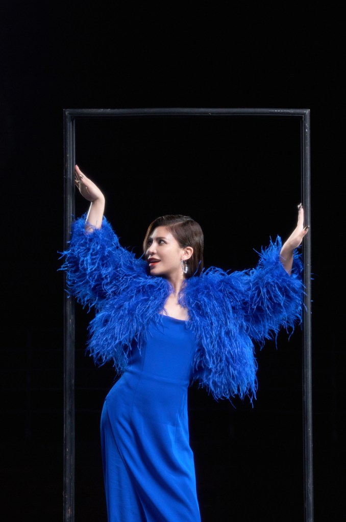 艾怡良〈怎麼演怎麼不像〉MV (照片提供:環球音樂)