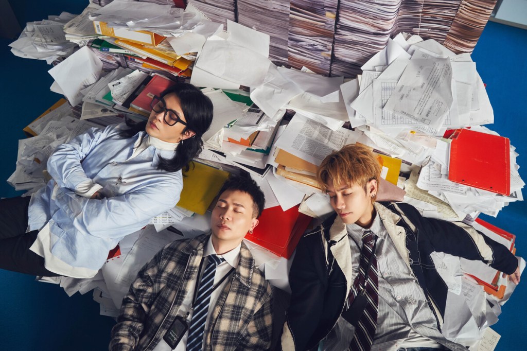 麋先生聖皓、鼓鼓呂思緯都和蕭秉治時常音樂交流