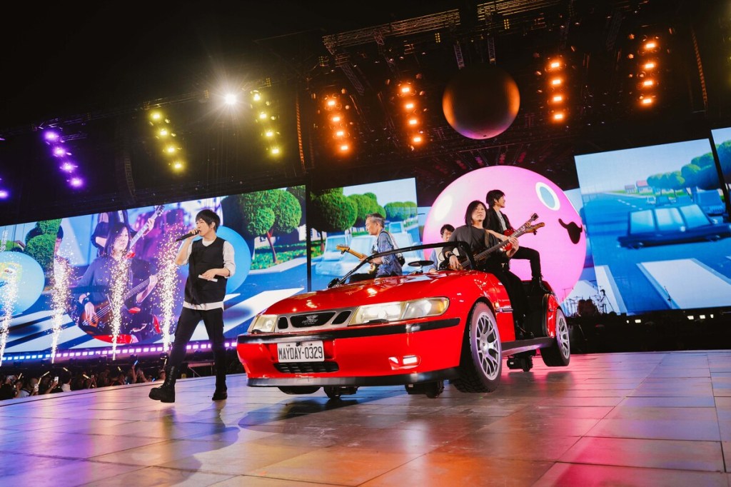 歌迷帶著澳洲老公為愛遠征 從達文西橫跨半個澳洲來聽五月天