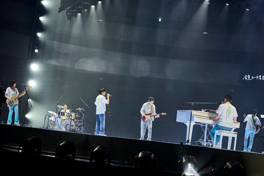 「一刻單曲計畫」背後最重要的推手鍾承洋「小洋」老師登台共演〈Silent Angel〉