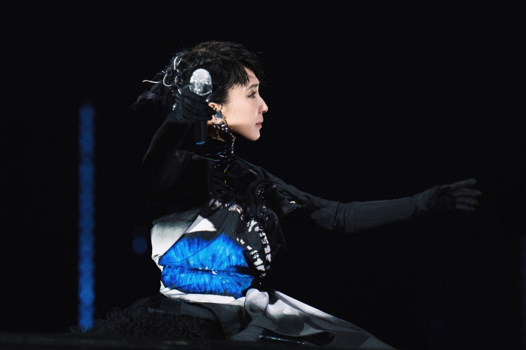 戴佩妮 雙生火焰 上海綻放開唱