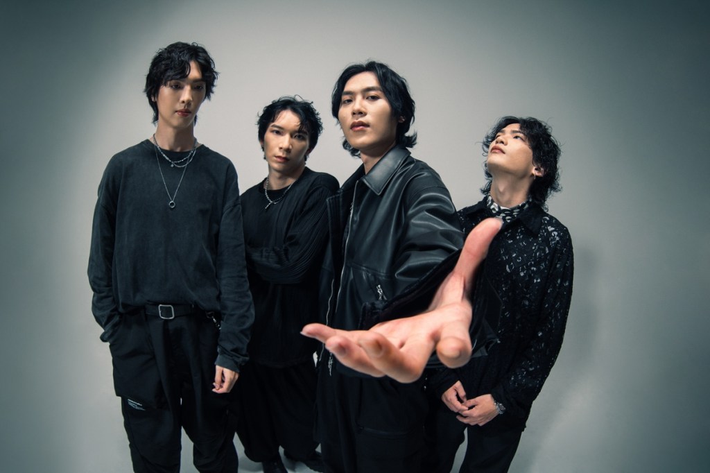 金屬團薄暮首發概念專輯《第二星系》 帶領聽眾沉浸式體驗腦內的星際之旅 並預告今年將舉辦專場