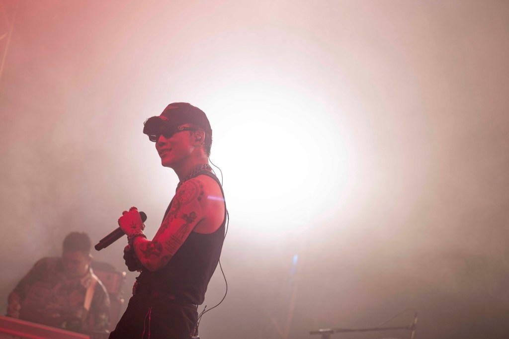 ØZI 與 Karencici 香港合體舉辦限定演唱會 (照片提供:華納音樂)
