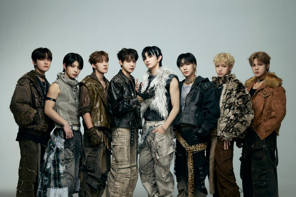 ARKis推出首張專輯《ARK》登博客來即時、誠品週榜雙料冠軍,感謝加碼辦台北、台中簽唱會