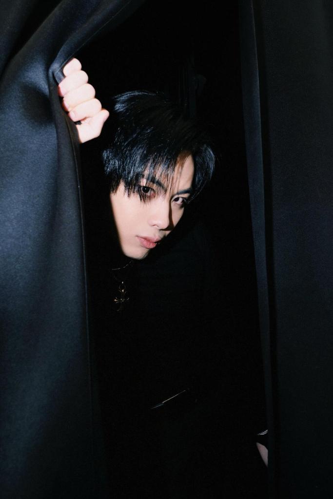 王泰翔 2000wtx 推出全新單曲〈把你給的愛全部還給你〉(照片提供:益想股份有限公司) 