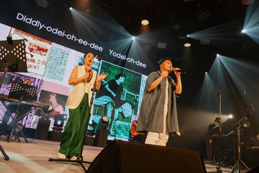 以莉高露、陳永龍