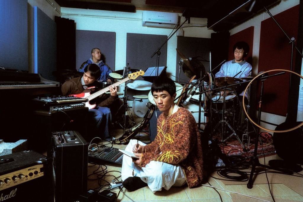 榮獲第 15 屆金音獎兩項大獎的迷幻樂團 Bremen Entertainment Inc.布萊梅