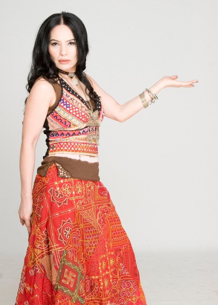 潘越雲將登高流舞台首次參加「真愛秀藍寶石大歌廳」