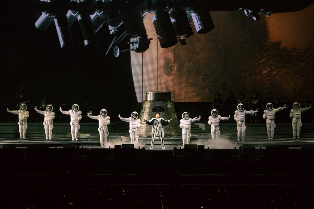 陳奕迅《FEAR and DREAMS》演唱會